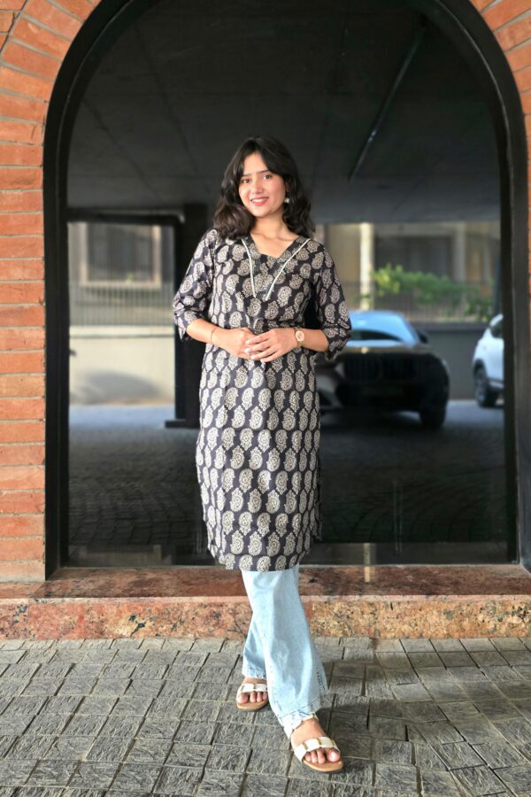 Midnight Simplicity Kurti