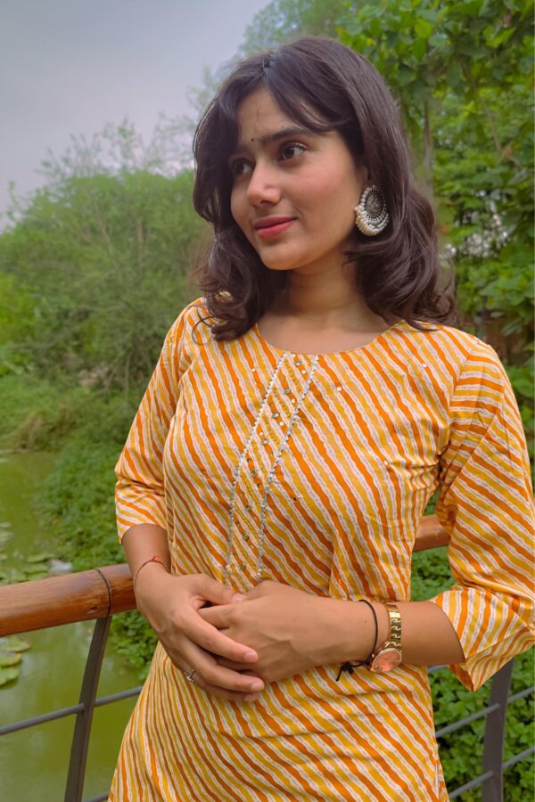 Sunkissed Leheriya Kurti