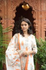 Gulzar ‑ Garden Tales Kurta Set