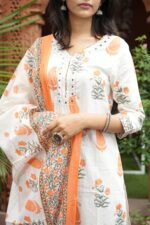 Gulzar ‑ Garden Tales Kurta Set