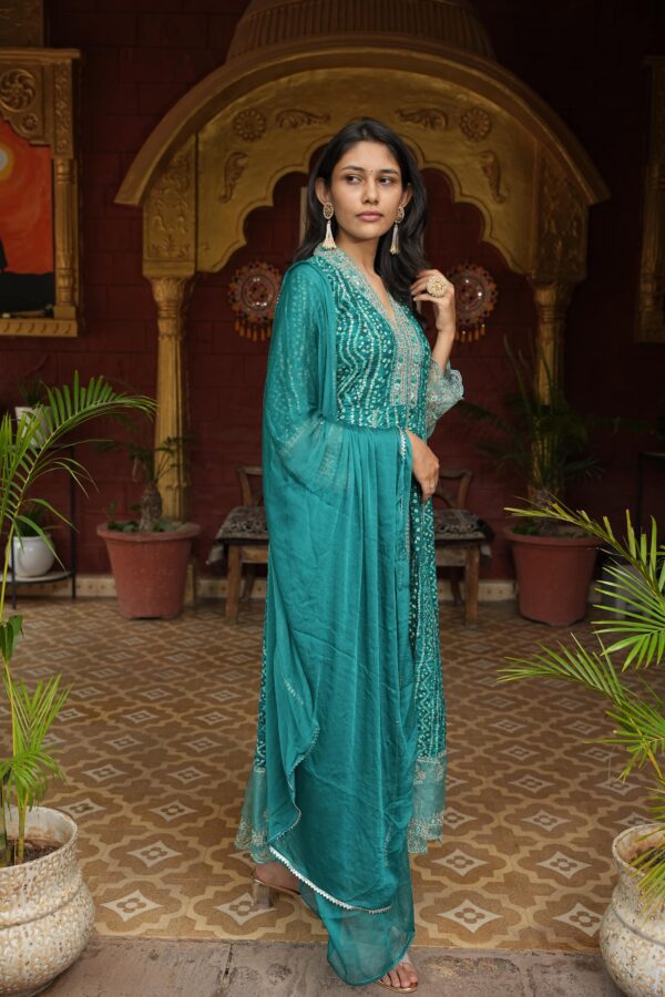 Ruhani ‑ Emerald Bandhej