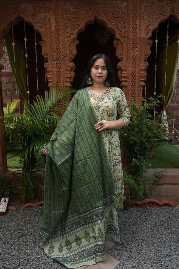 Plus ‑ Meadow Green Anarkali