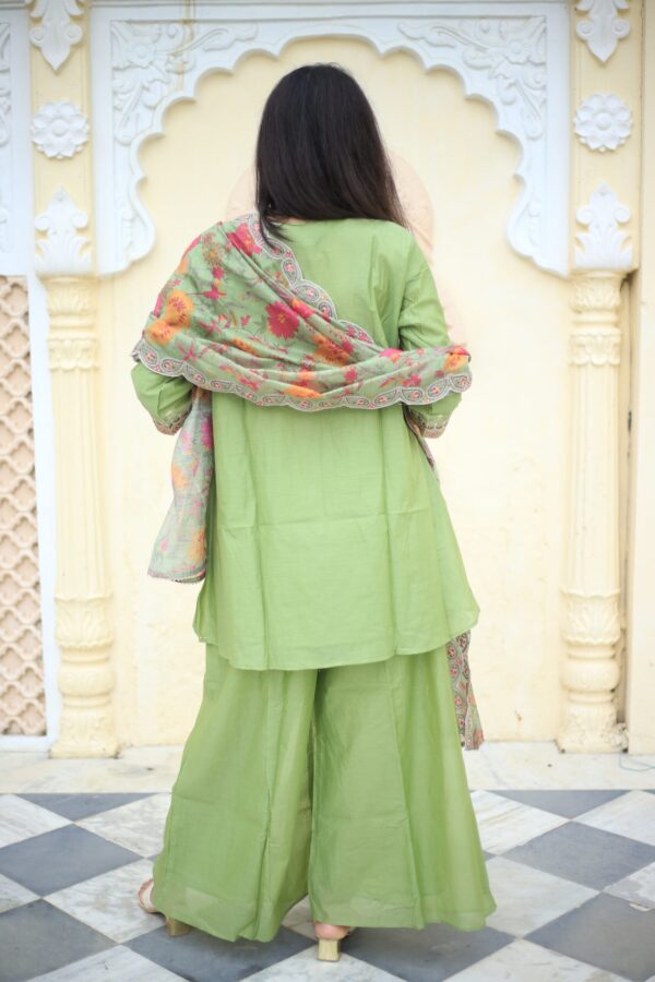 Pastel Embroidered Kurti Set with Floral Print Dupatta