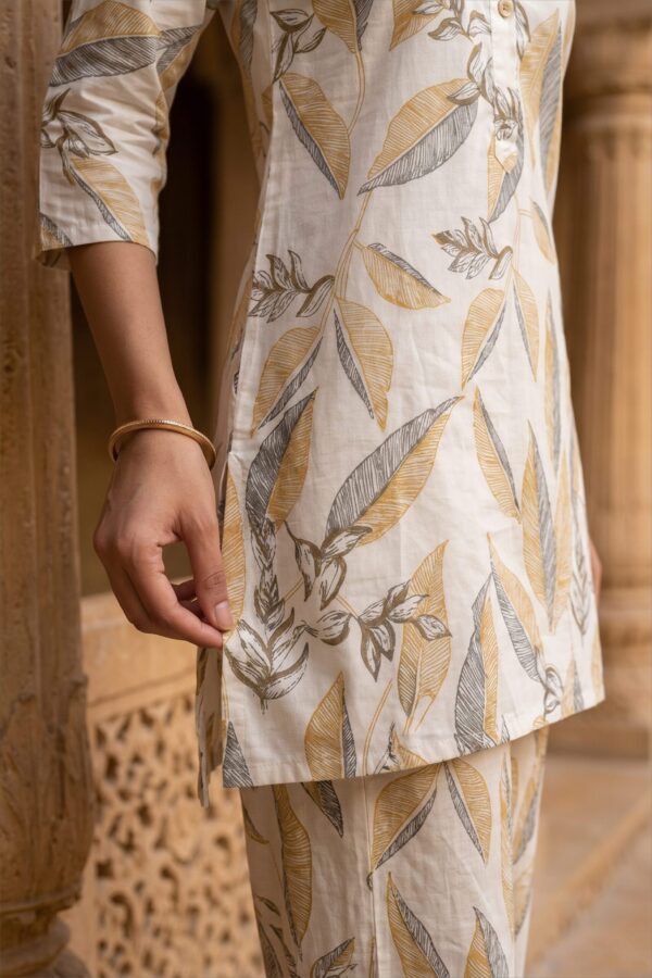 Leaf Print Straight Coord Set - White
